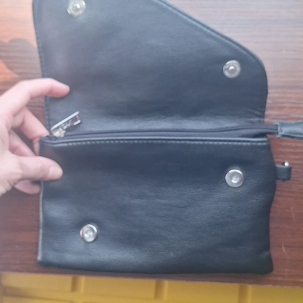 Sax Blue Flower Bow Clutch - Picture 2 of 12